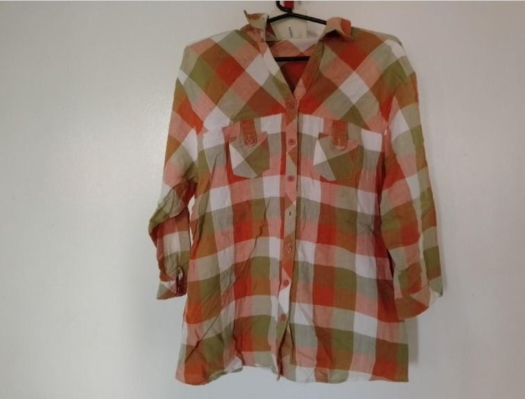 Bundle - Plus Size Long Sleeves (Category: Longsleeves) located in Cavite. Submitted by levidage (Listing ID 1199716210, Image 2). Description: Plus size long sleeves bundle (take all for 250) - Blue checkered long sleeve (2XL) - Yellow flowy long sleeve (2XL - 3XL) - Orange and green Pazzo long sleeve (XL).