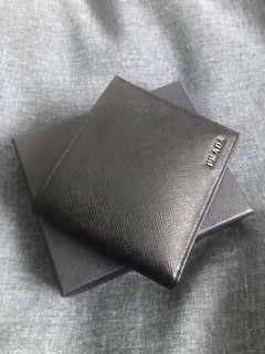 Prada: Brand New Portaf Orizzontale Wallet (Black Saffiano)