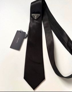 PRADA NECK TIE