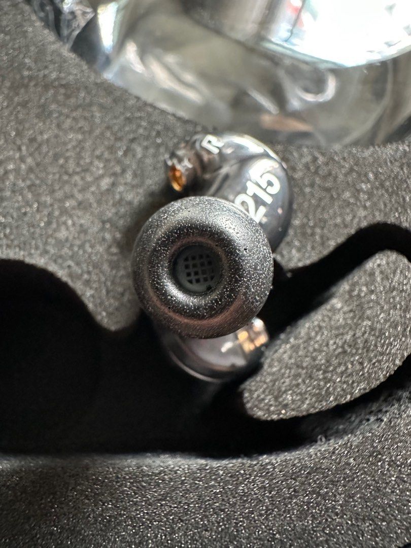 [READ DESCRIPTION PLEASE]Shure 215 Detachable Sound Isolating earphones ...