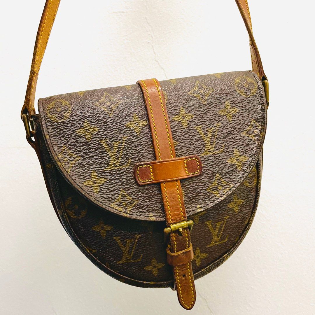 LOUIS VUITTON Shoulder Bag crossbody sling Shanti MM Monogram