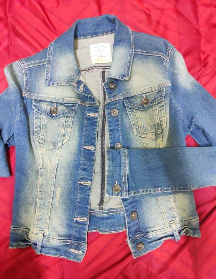 Stradivarius Denim Jacket with pockets Women s Fashion Coats