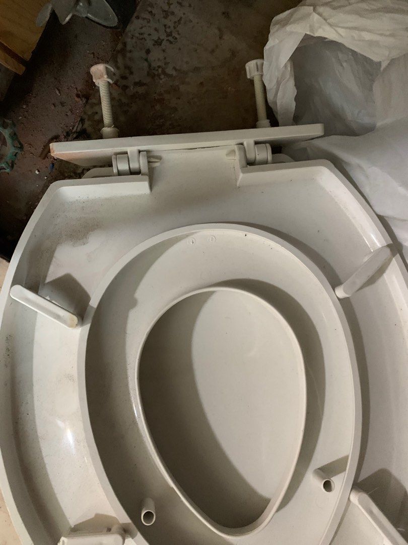 Toilet seat with child insert, Babies & Kids, Bathing & Changing