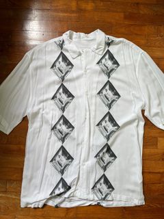 (Category: ) located in . Submitted by thriftinxvintage (Listing ID 1199689699, Image 1). Description: .