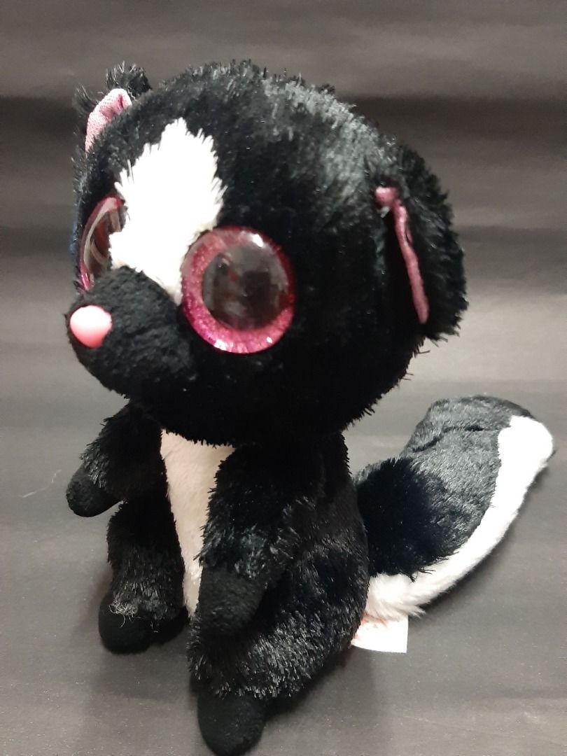Flora the skunk beanie boo store