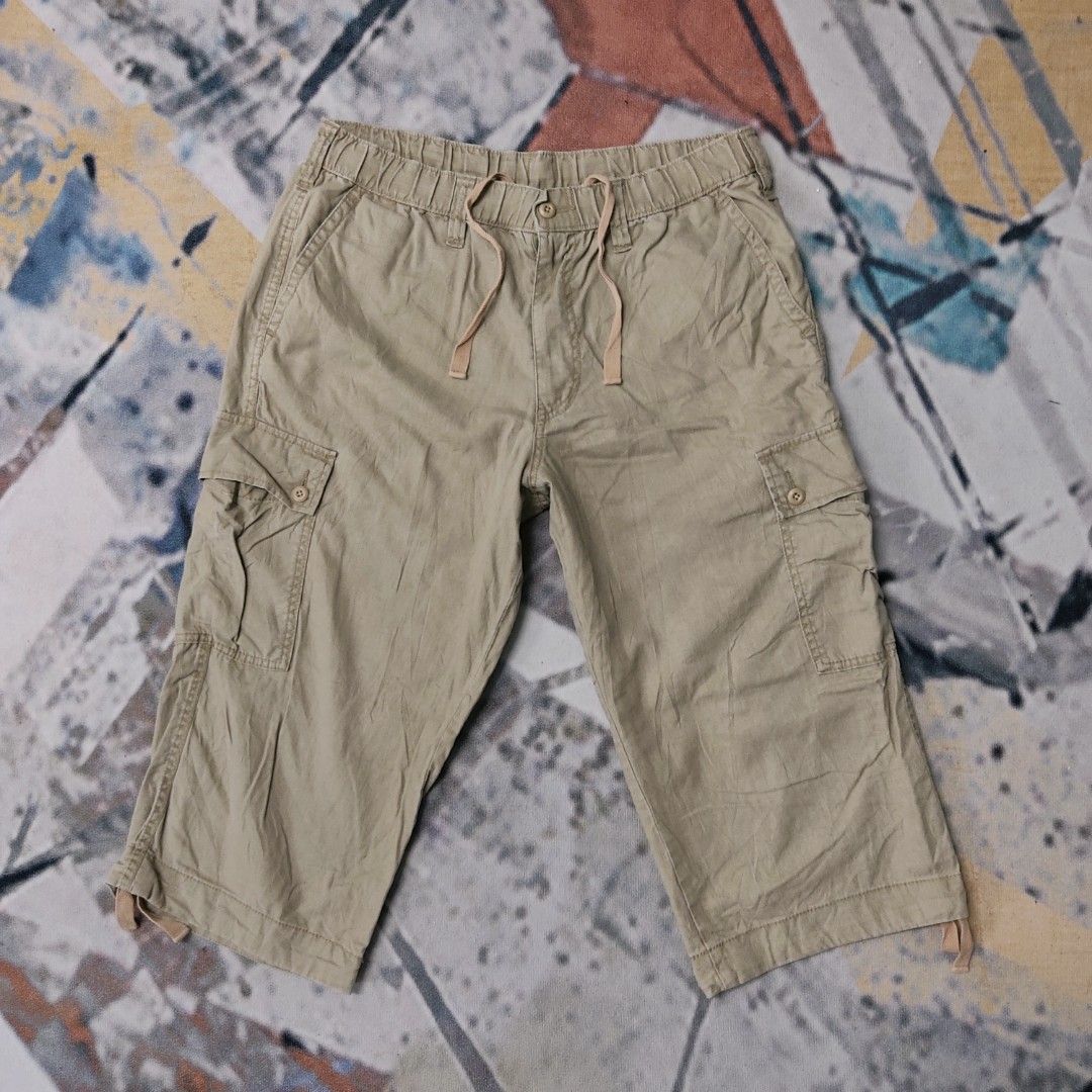 UNIQLO Khaki Cargo Pants Men, Men's Fashion, Bottoms, Jeans on Carousell