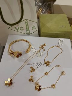 VCA flower set jewelry HK setting