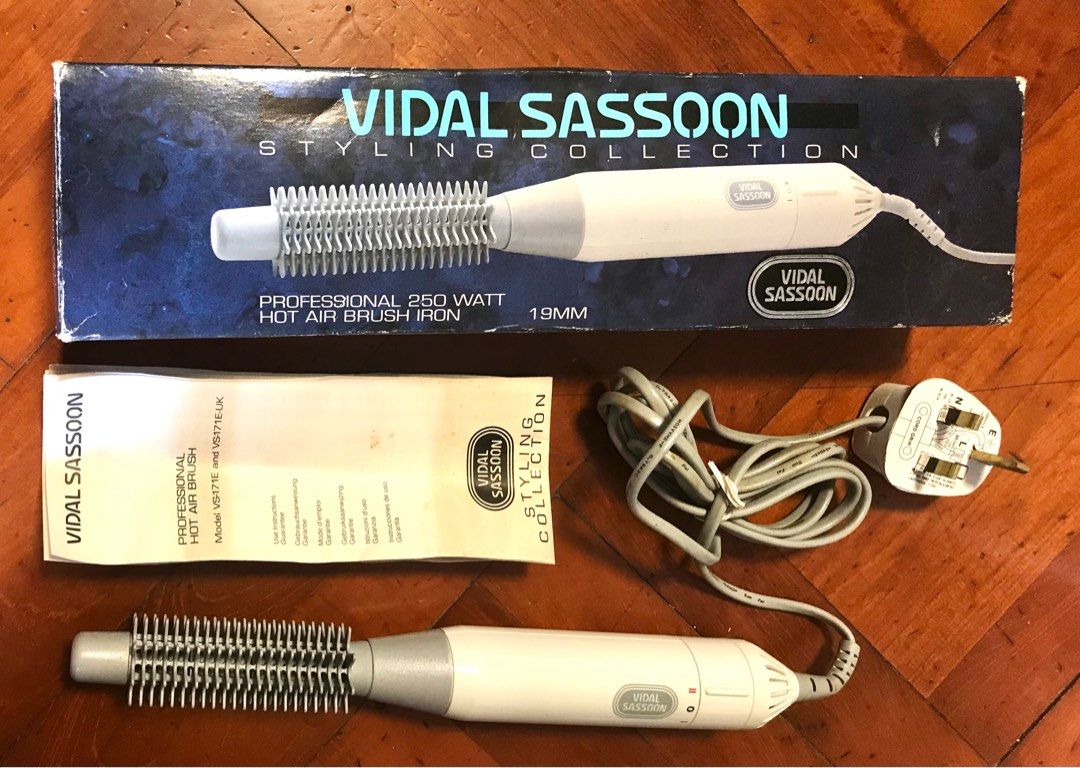 VIDAL SASSOON Electric Hot Air Brush Carousell