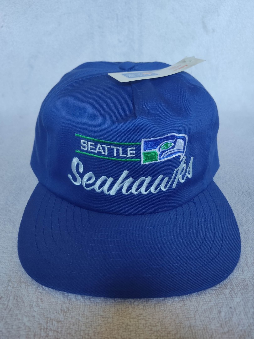 VINTAGE SEATTLE SEAHAWKS CORDUROY, Men's Fashion, Watches & Accessories,  Caps & Hats on Carousell