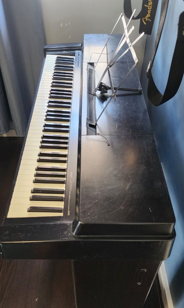 Yamaha Clavinova CLP 260 Digital Piano, Hobbies & Toys, Music & Media