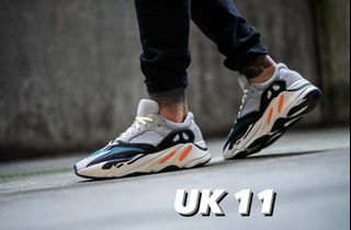 (UNDER RETAIL) Yeezy 700 Waverunner OG