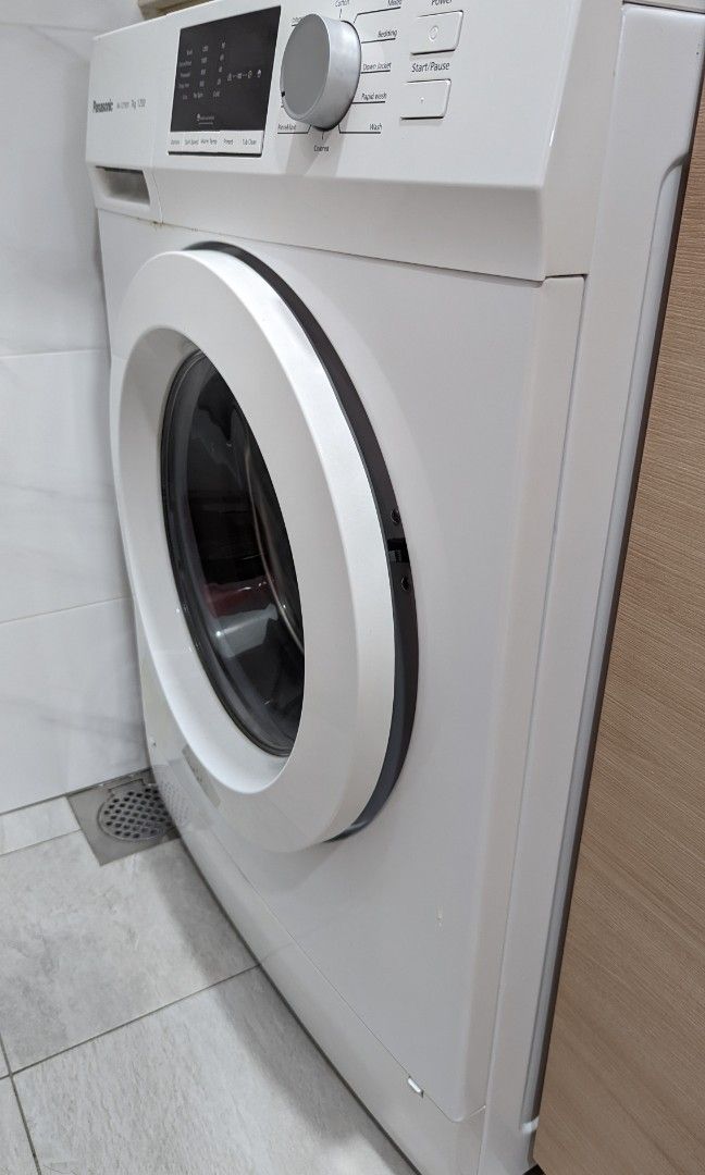 2 year old washing machine, TV & Home Appliances, Washing Machines and