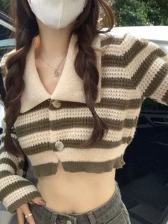 短板喇叭袖毛衣