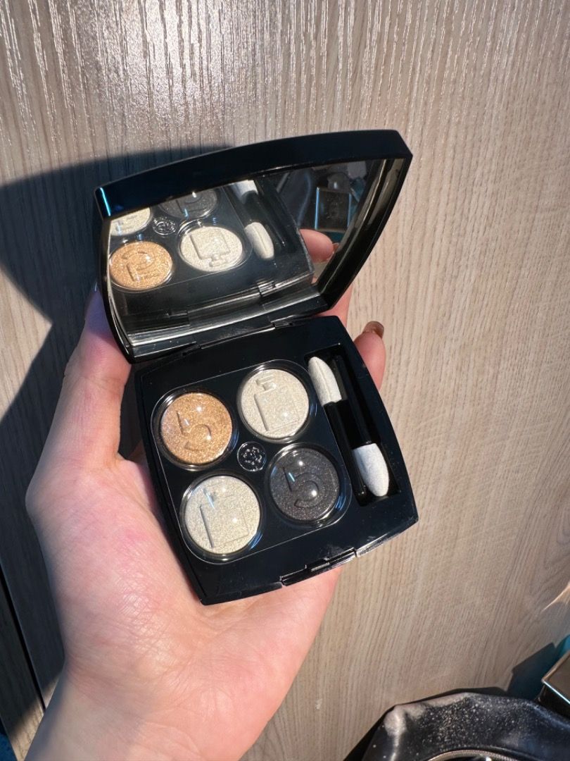 ♥️全新正貨Chanel 限量版聖誕眼影Les 4 ombres eyeshadow limited