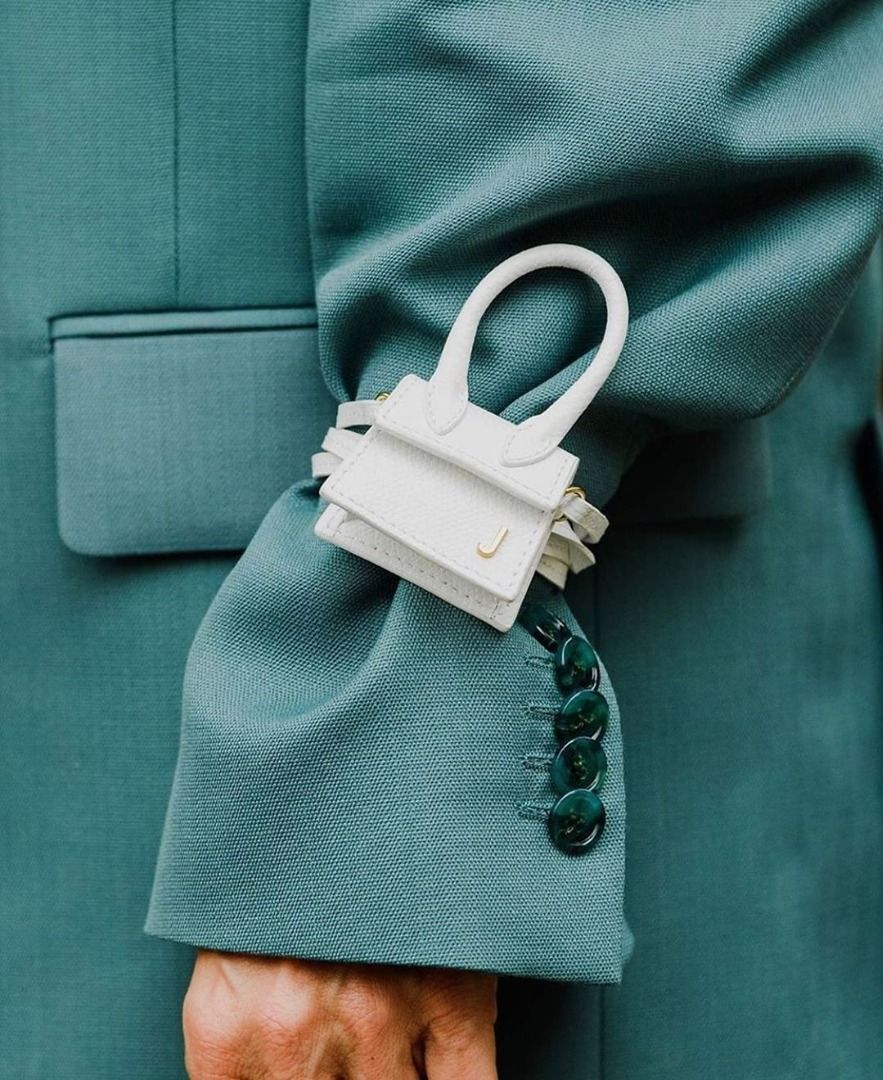 Jacquemus le petit chiquito bag hotsell