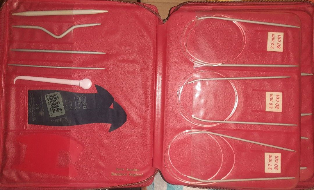 SALE AERO NEEDLE REDDITCH ENGLAND SET, Hobbies & Toys, Stationary