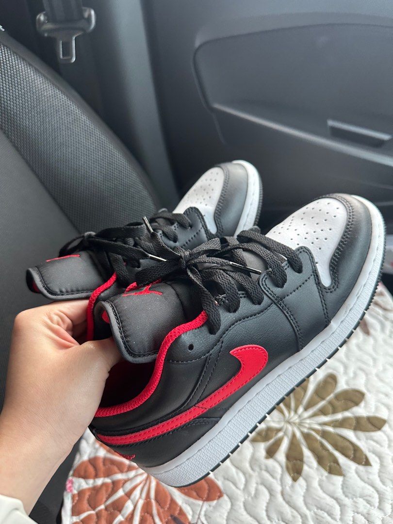 Air jordans junior top