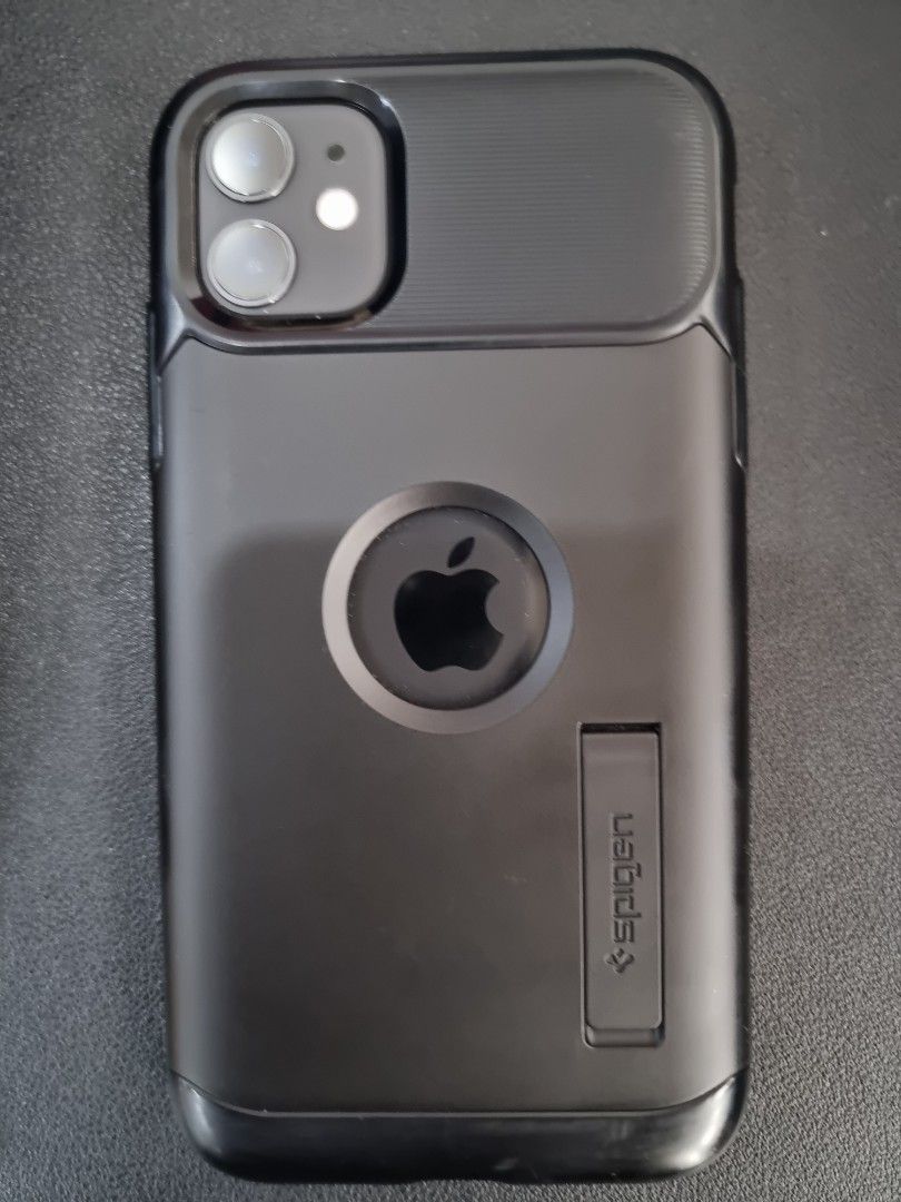 Apple iPhone 11 Black 256 GB (Category: iPhone 11 Series) located in Manila. Submitted by x_feb_99 (Listing ID 1199857341, Image 2). Description: Original Apple iPhone 11, 256 GB Black iOS updated to 16.1.1 Orig box and accessories Lightly used as secondary phone only Well maintained, no scratches, no dents.