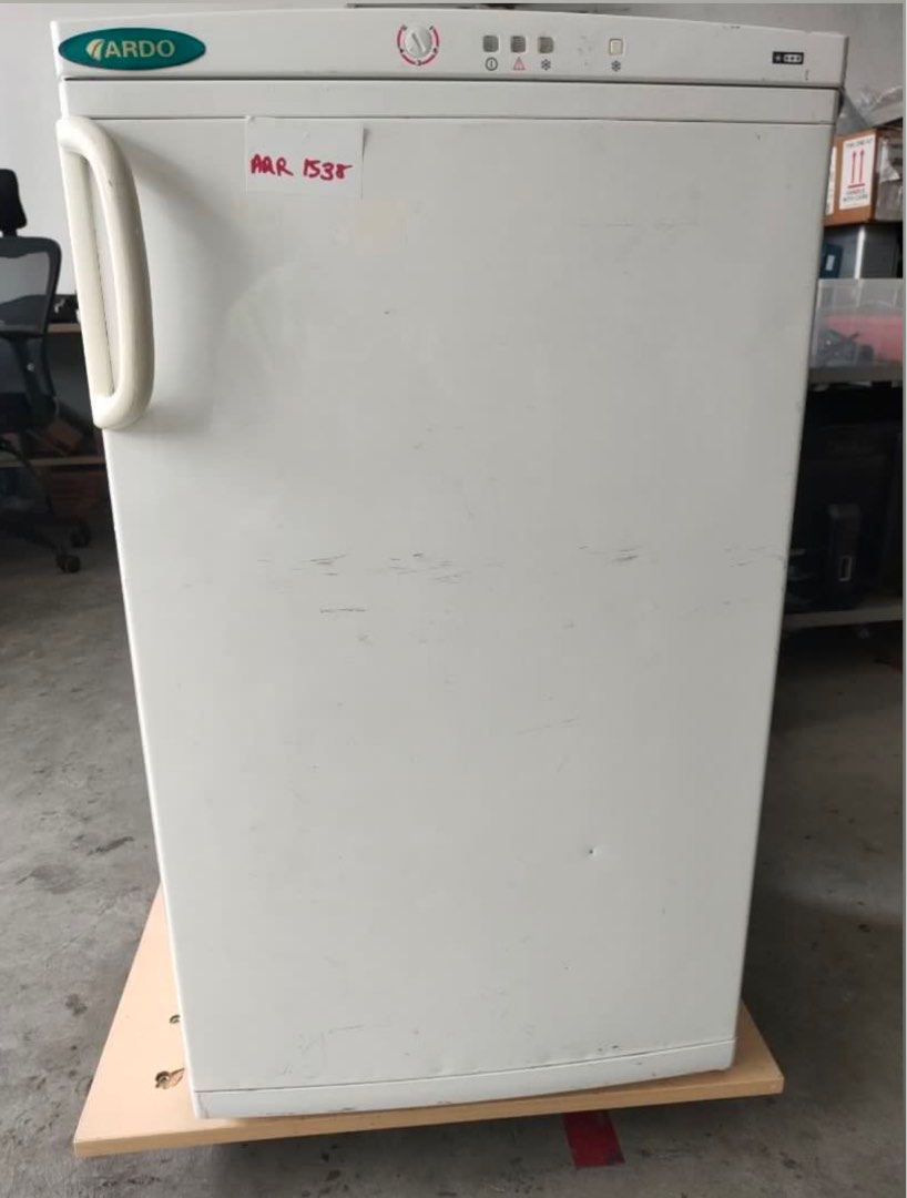 Ardo 116 Litre Bar Fridge for sale 80 each (AAR 1538), TV & Home