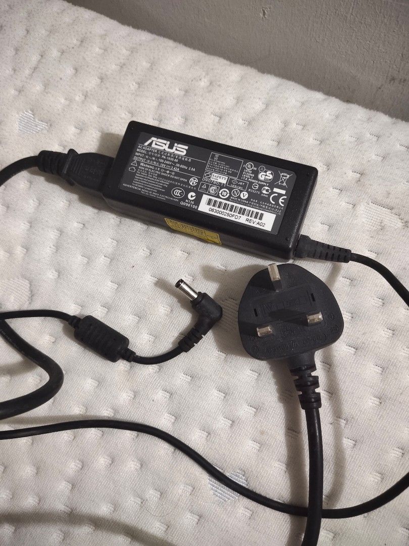 Asus laptop charger, Computers & Tech, Parts & Accessories, Cables &  Adaptors on Carousell