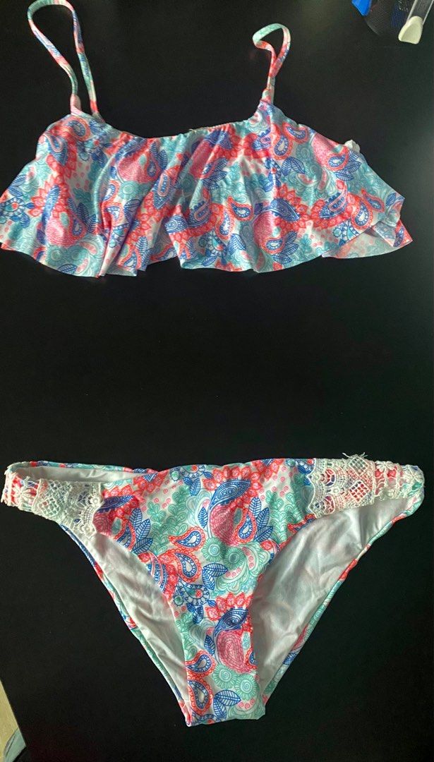 Bikini Women S Fashion Swimwear Bikinis And Swimsuits On Carousell