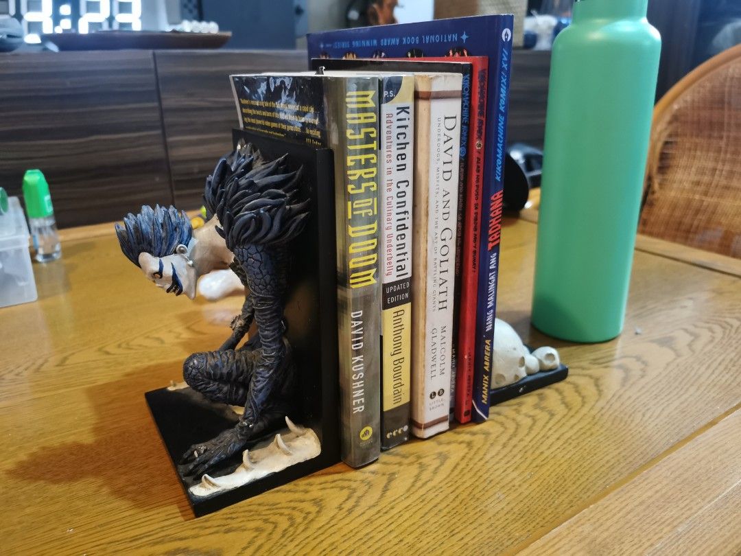 Death Note Bookends Book Ends (Ryuk from Death Note), Furniture & Home Living, Home Decor ...