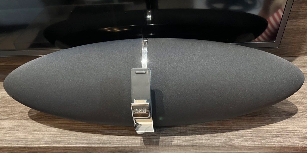 Bowers and Wilkins Zeppelin (B&W) Speaker, Audio, Soundbars, Speakers
