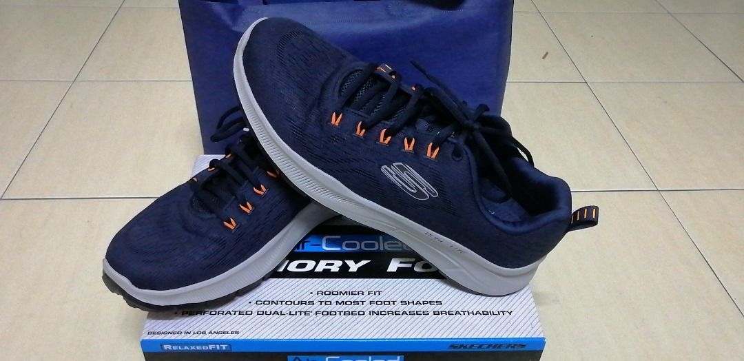 Skechers relaxed fit air cooled memory store foam dual lite