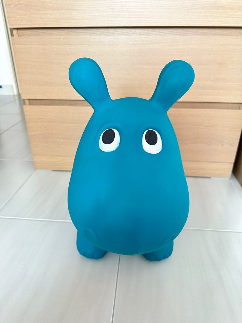 Bouncy boing hippo top