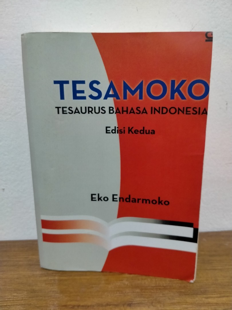 Buku Tesamoko Tesaurus bahasa indonesia on Carousell