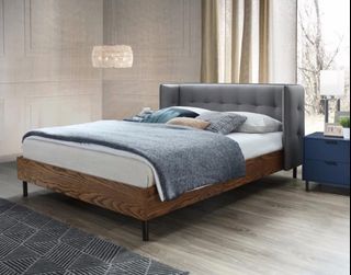 Carlson Queen bed frame