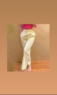(Category: ) located in . Submitted by Es_closet (Listing ID 1199977379, Image 1). Description: .