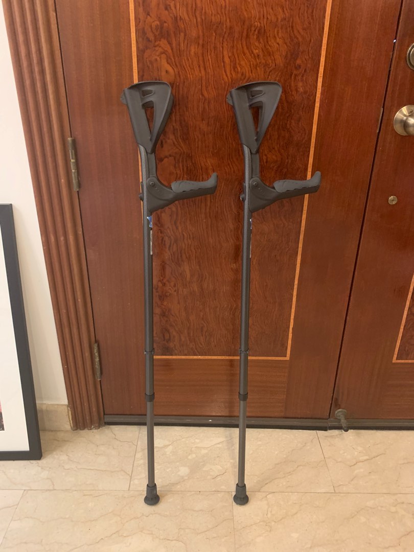 Elbow Crutches black French brand ergonomic, Health & Nutrition, Braces