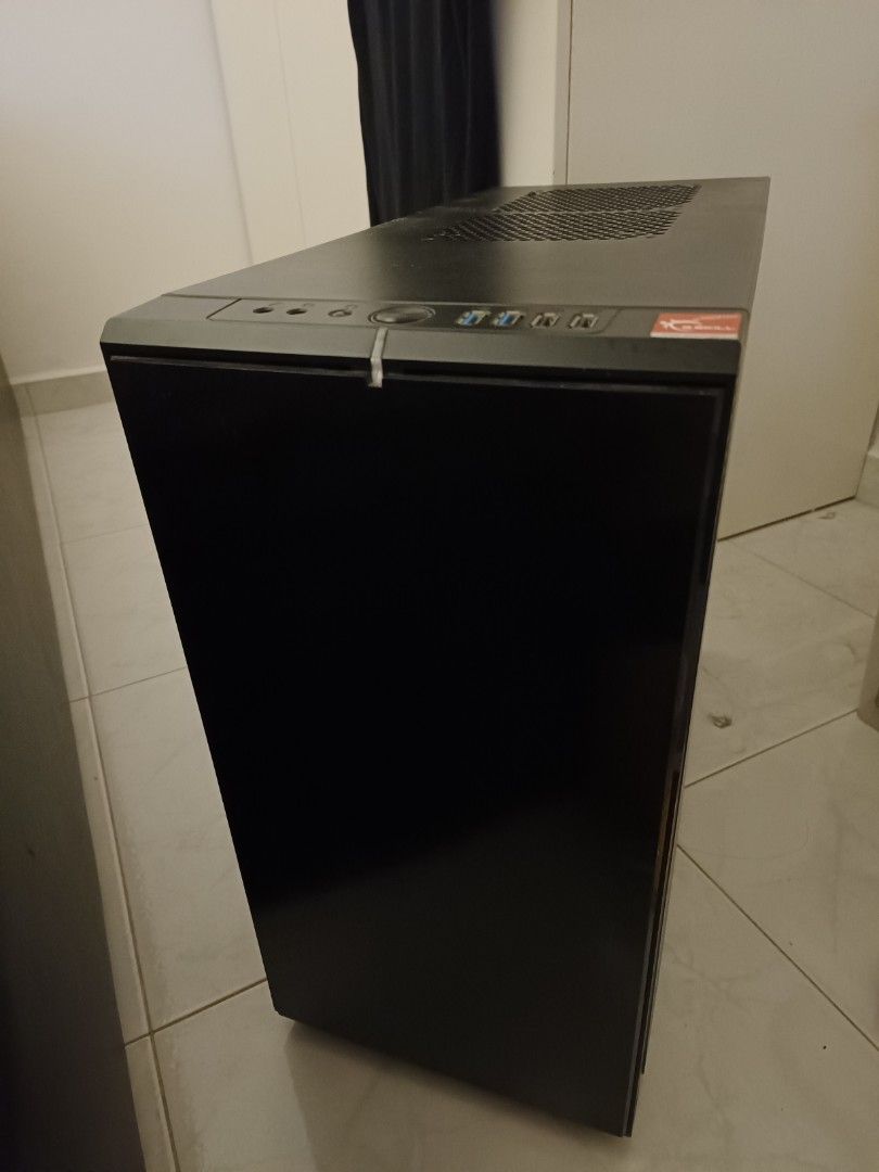 Fractal design casing,palit 660ti,PSU, water cooling system, Computers ...