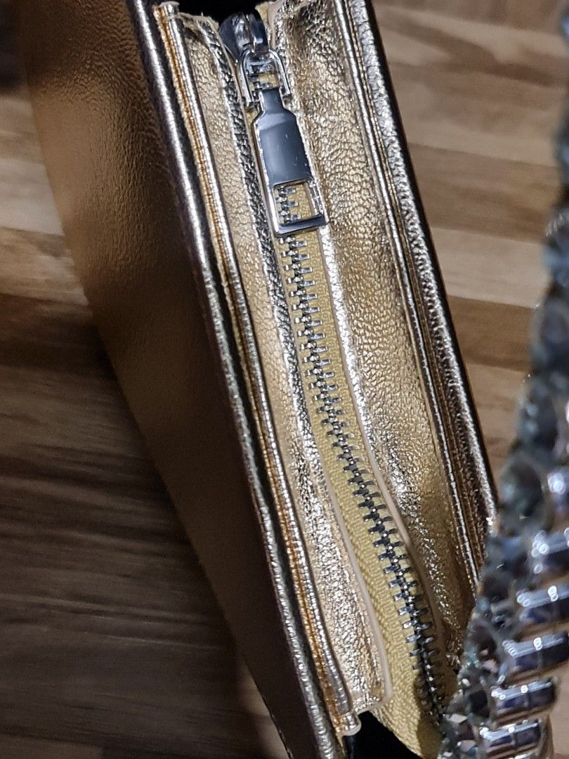 Gold diamond hotsell clutch