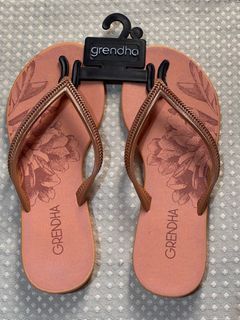 Grendha Slippers Brown size 37