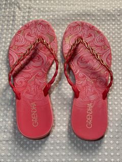 Grendha Slippers size 37 Salmon Pink