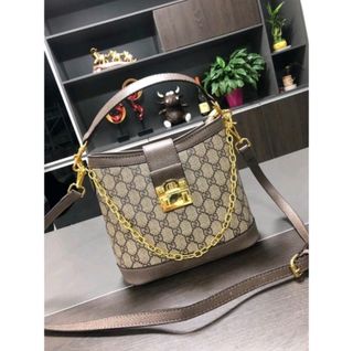 (Category: ) located in . Submitted by gwonheesong (Listing ID 1199888472, Image 1). Description: .
