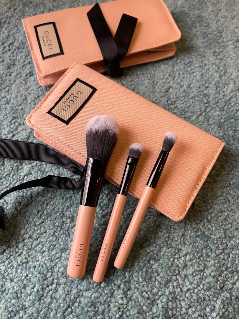 Arriba 41+ imagen gucci makeup brushes