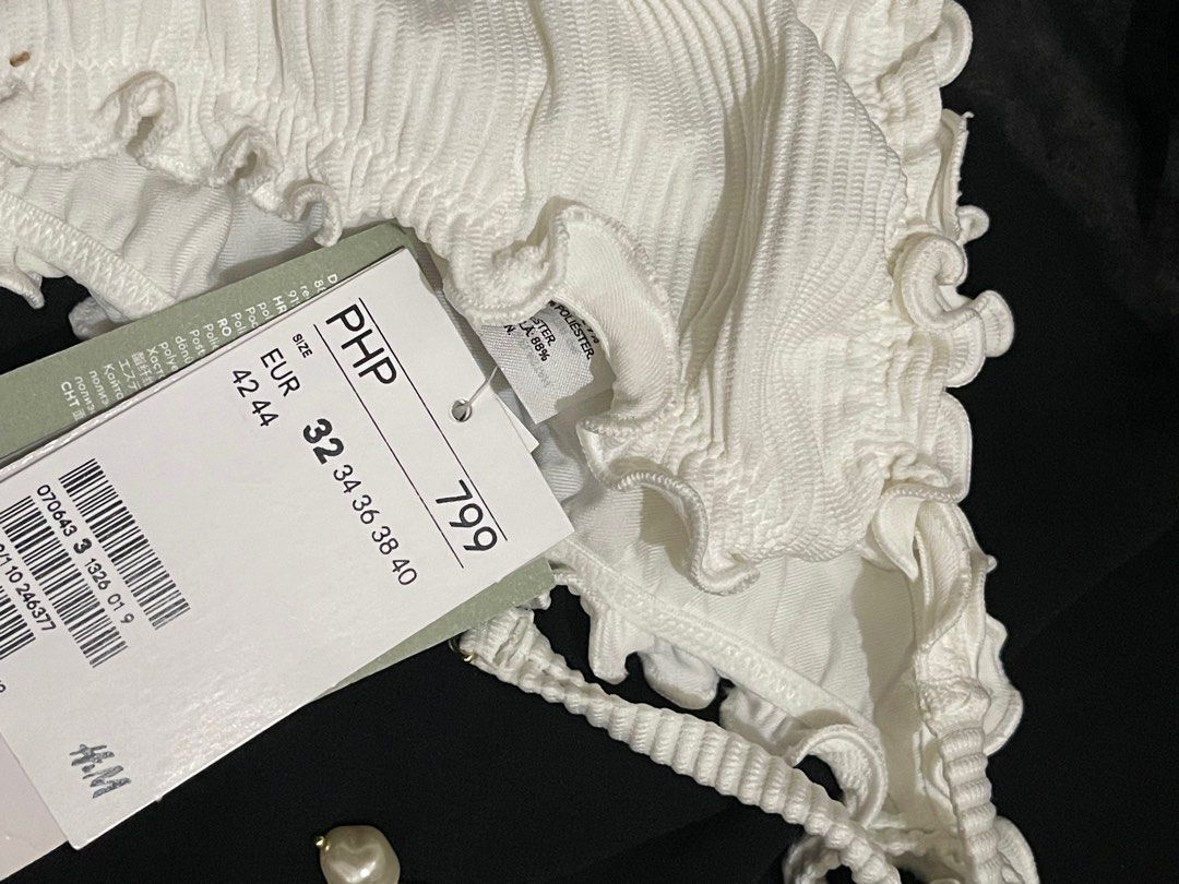 H&M White Tie Tanga Bottom (Category: Bikinis & Swimsuits) located in Manila. Submitted by tineager (Listing ID 1199951307, Image 2). Description: Unused | size EU 32 | selling it half the price.