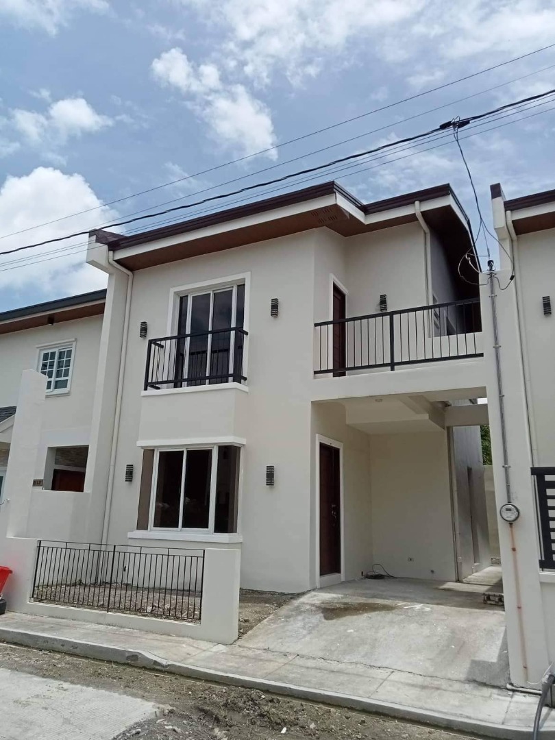 House and Lot For Sale Bacoor Cavite Near SM Bacoor, Property, For Sale
