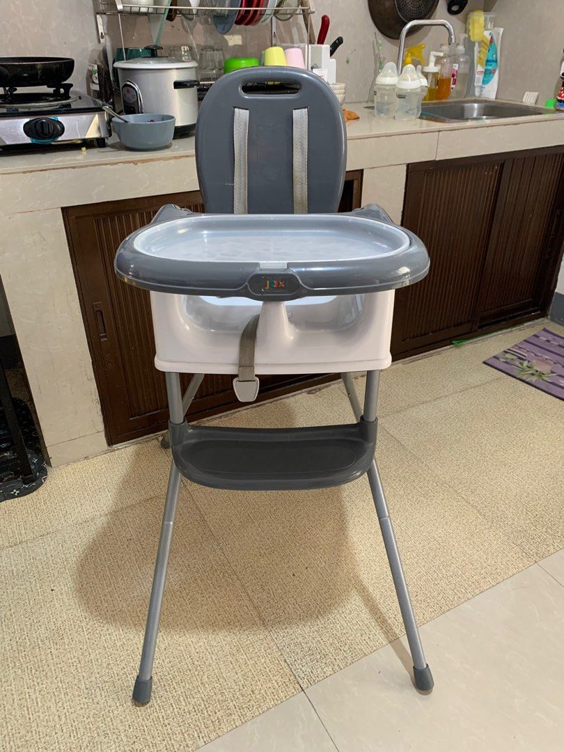 JAX High Chair