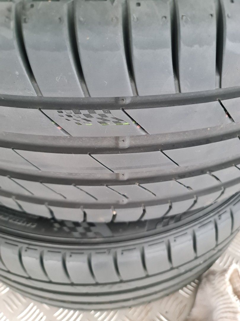 KUNHO ECSTA - PS71 Tyres, Car Accessories, Tyres & Rims on Carousell