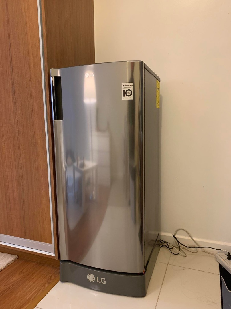 LG SMART INVERTER REFRIGERATOR GRY201SLZB, TV & Home Appliances