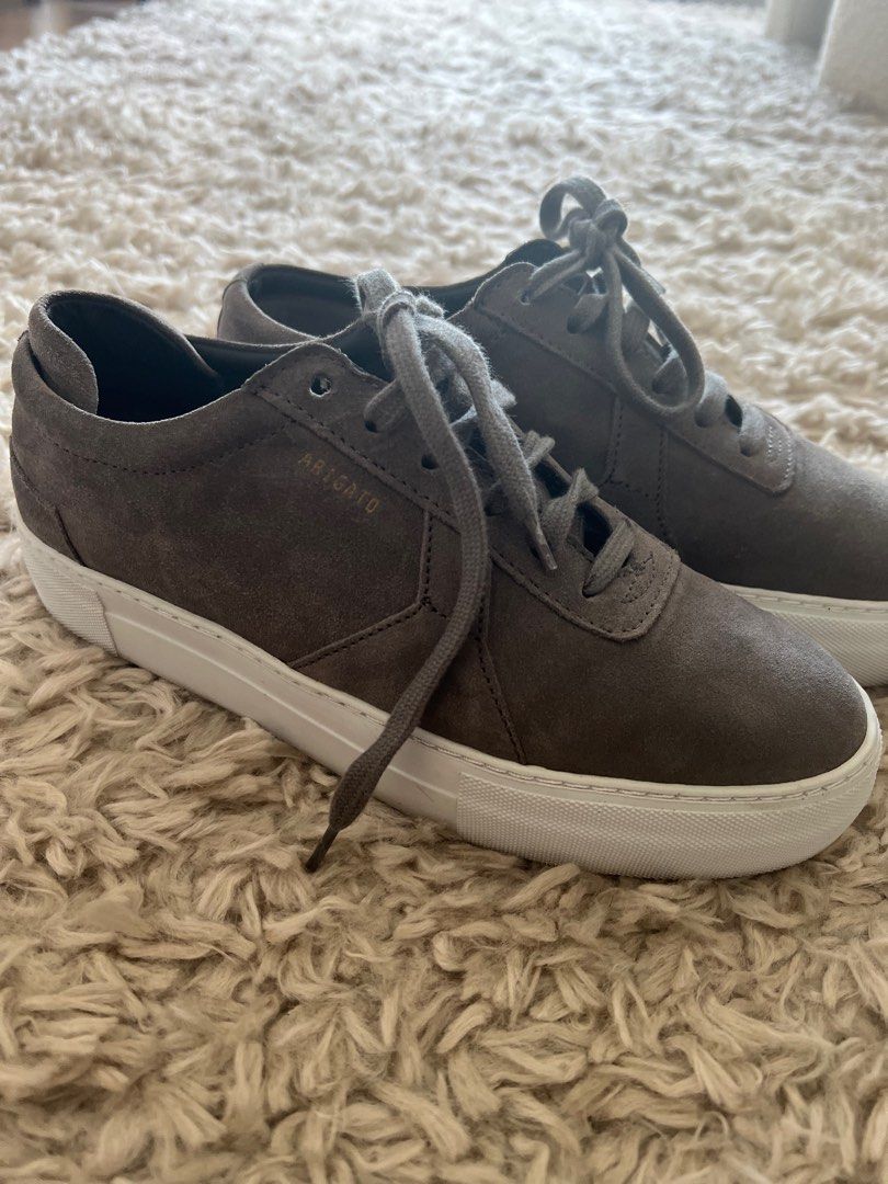 Like new Axel Arigato Womens 39 Chic grey platform sneaker