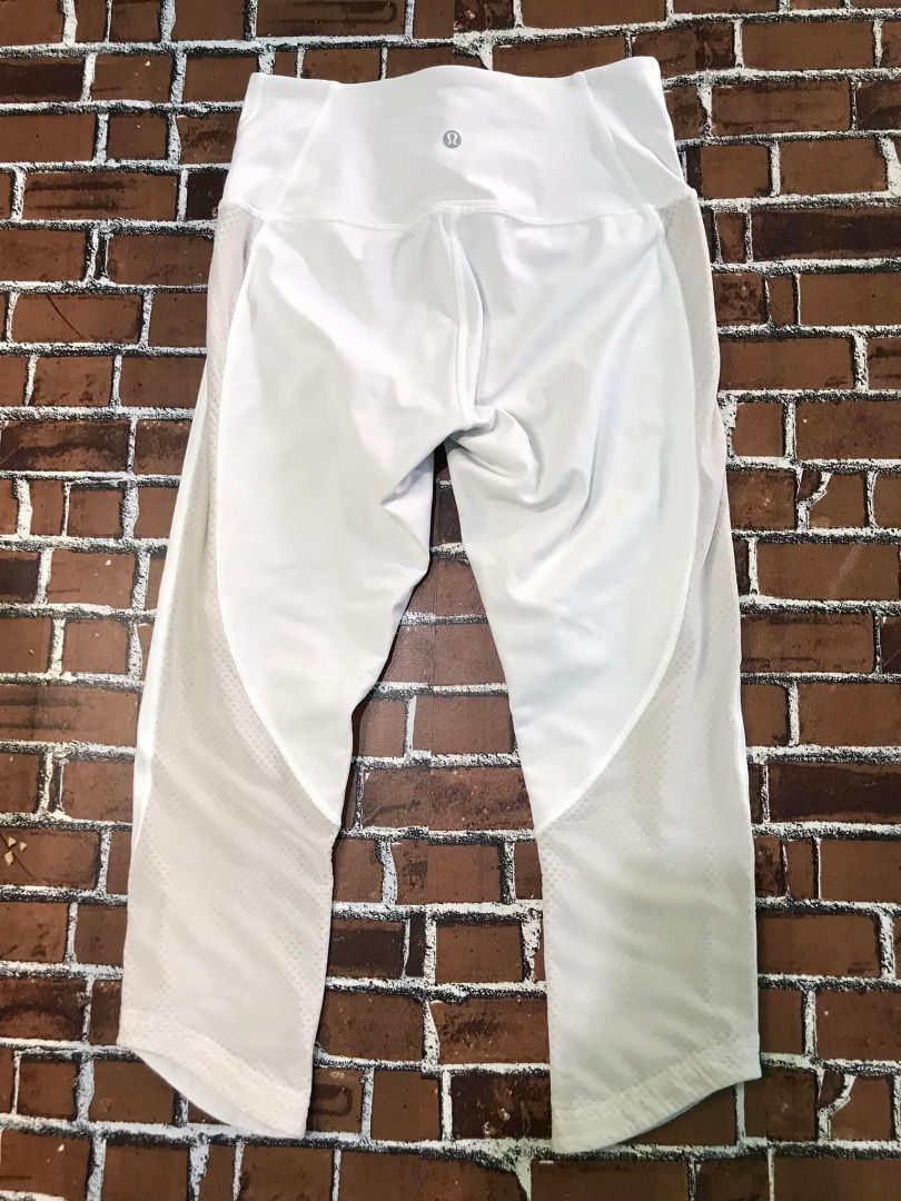 Lululemon Ready Set Go Crop (21) White 1401, Fesyen Wanita, Pakaian  Wanita, Bawahan di Carousell