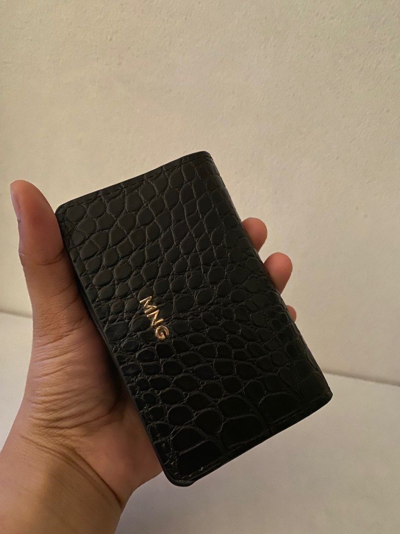 Mango wallet zalora clearance