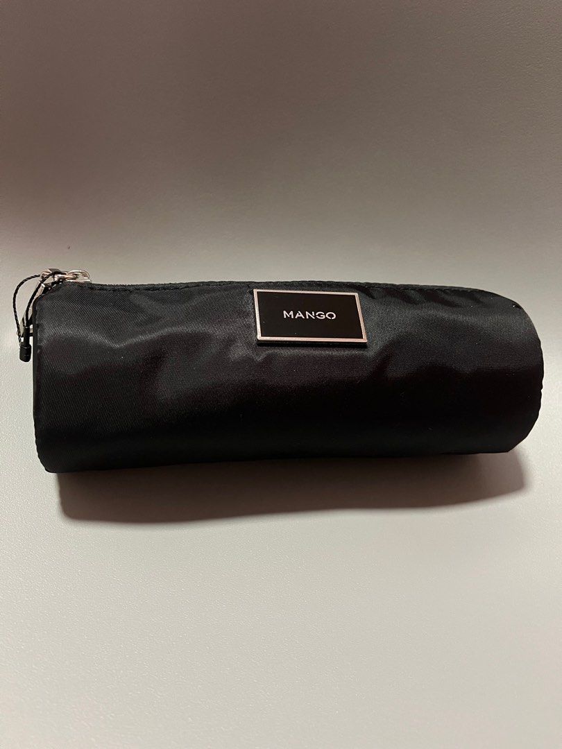 Mango pouch