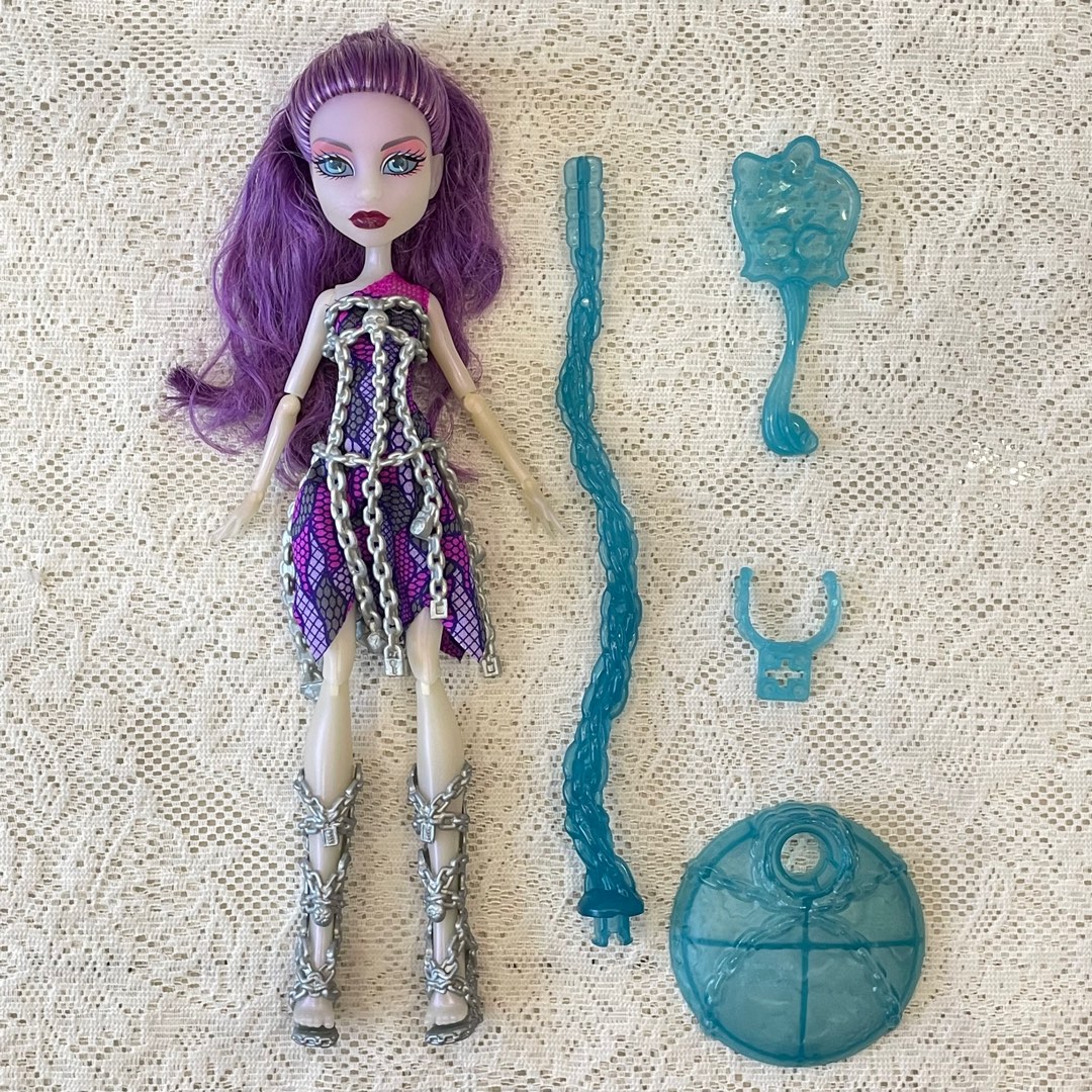 Monster high haunted spectra hot sale