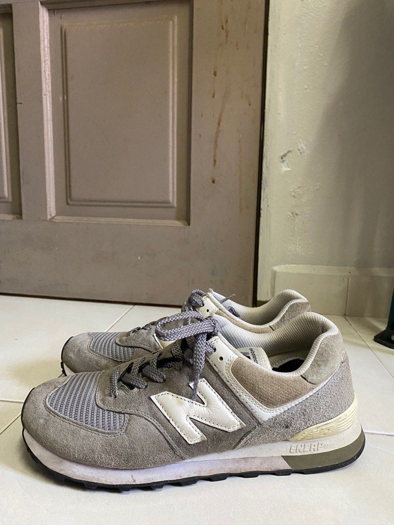 NEW BALANCE 574 CLASSIC, Men's Fashion, Footwear, Sneakers on Carousell
